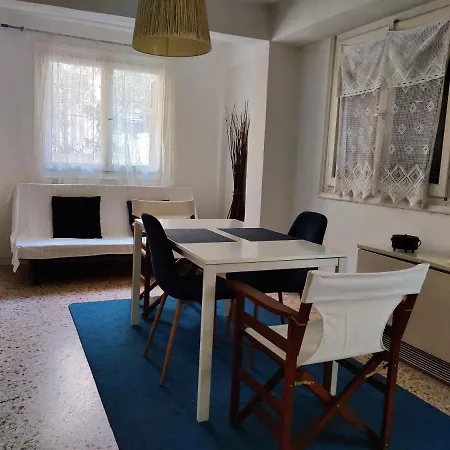 Apartment Traditional Greek House In *